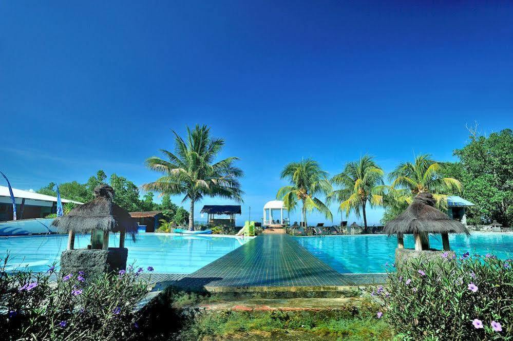 Thalassa Dive&Wellbeing Resort Manado Exterior foto